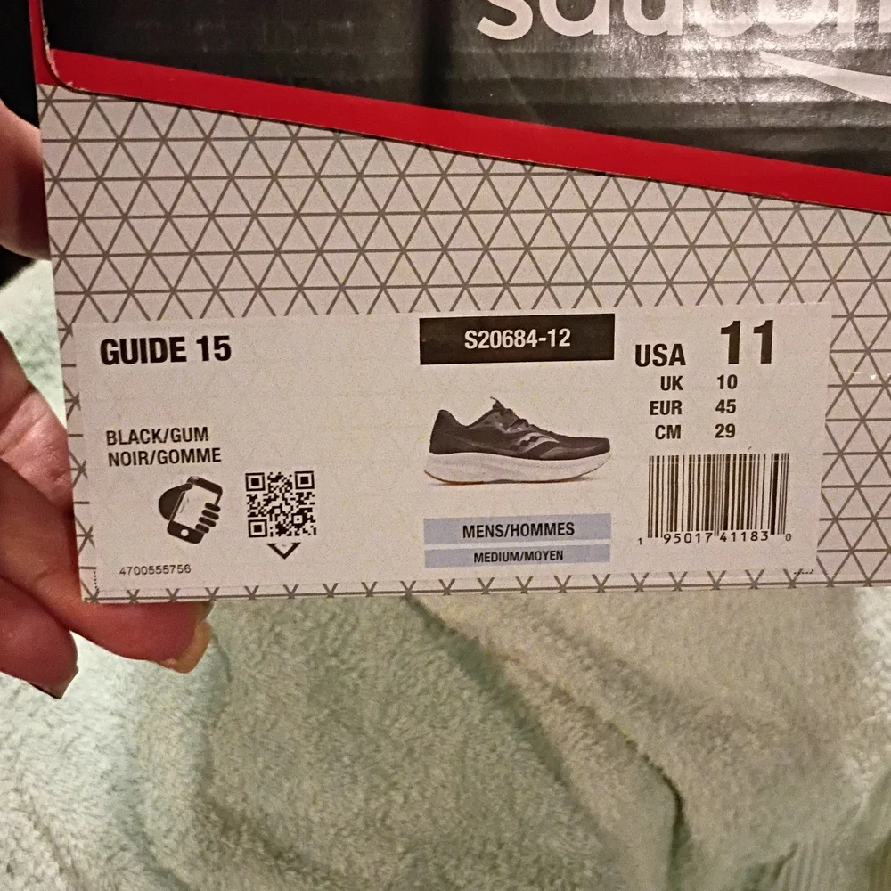 Saucony Men's Guide 15 Sneaker Black/Gum Size 11 New In Box - Picture 9 of 9